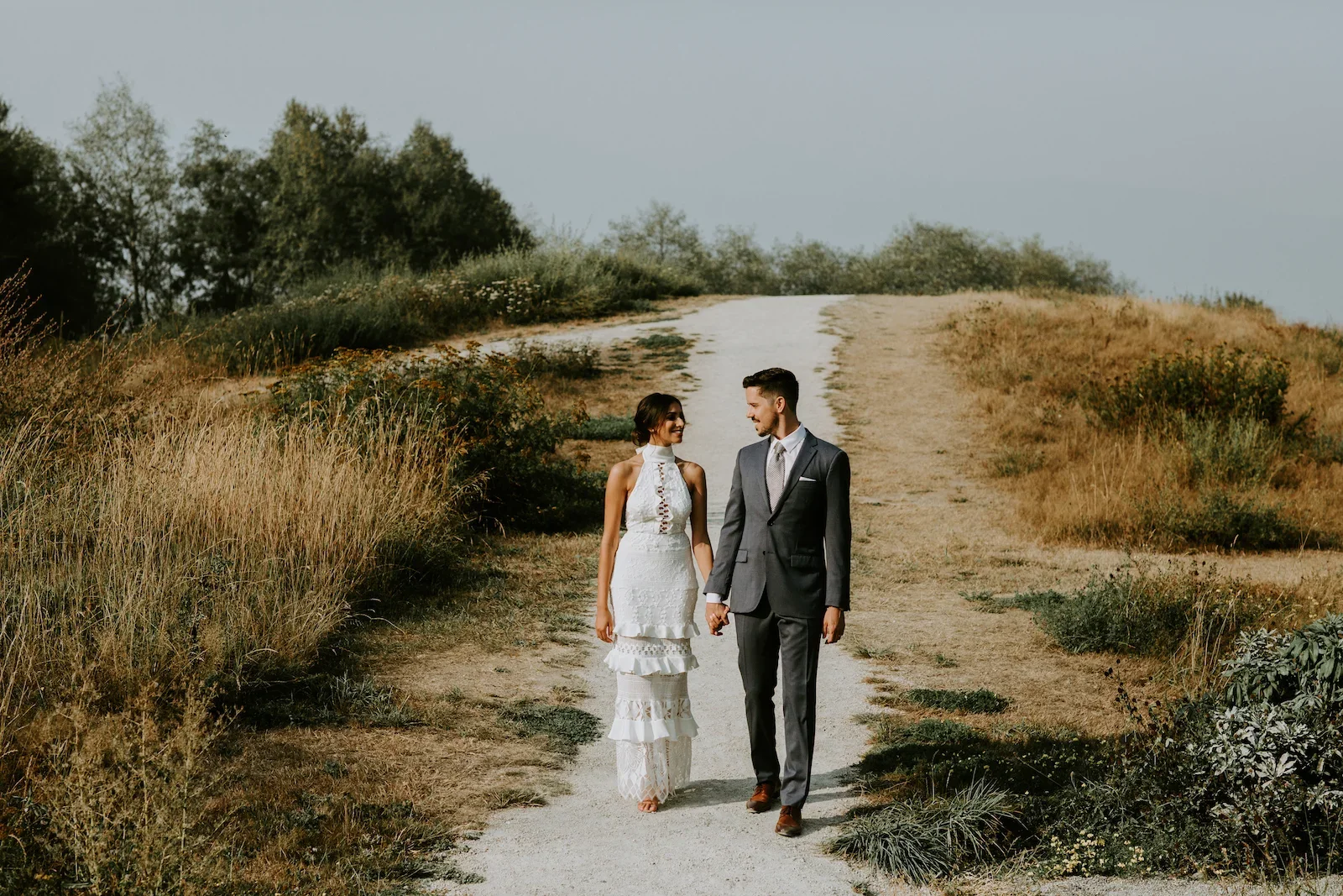  Vancouver Wedding Photographer, elegant lines at UBC 
