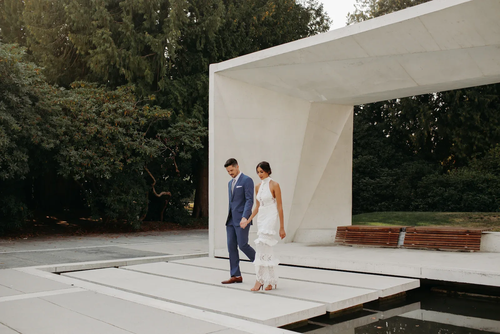  Vancouver Wedding Photographer, elegant lines at UBC 